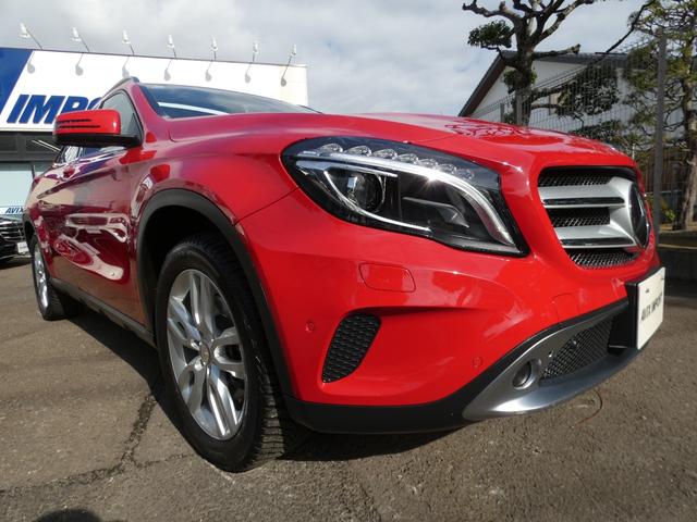 GLAクラス GLA250 4マチック オフロード レザーEXC-PKG パノラミックSR 茶革 シートヒーター 純正HDDナビ地デジ harman/kardon Bカメラ&PTS RSP アイドリングS キーレスゴー 電動Rゲート 専用サスペンション&18インチAW(30枚目)