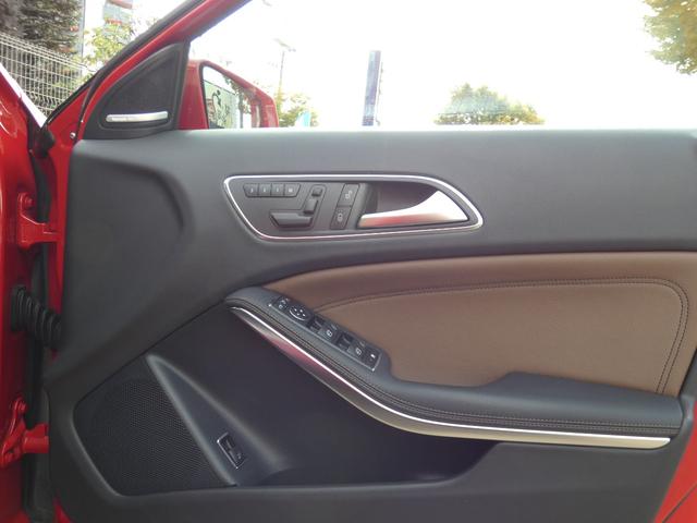 GLAクラス GLA250 4マチック オフロード レザーEXC-PKG パノラミックSR 茶革 シートヒーター 純正HDDナビ地デジ harman/kardon Bカメラ&PTS RSP アイドリングS キーレスゴー 電動Rゲート 専用サスペンション&18インチAW(42枚目)