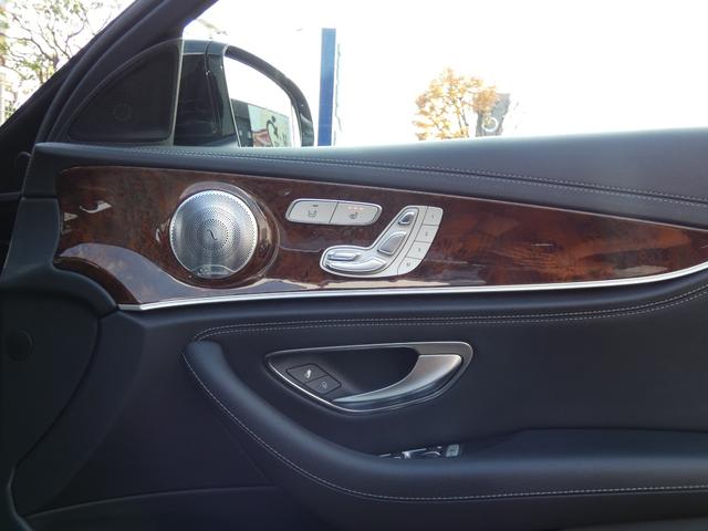 Ｅクラスステーションワゴン Ｅ４００　４マチックステーションワゴンエクスクルシブ　黒革　全席シートヒーター　純正ＨＤＤナビ　地デジ＆ＣａｒＰｌａｙ　Ｂｕｒｍｅｓｔｅｒサウンド　全周Ｃ＆ＰＴＳ　ＨＵＤ＆レーダーセーフティＰＫＧ　エアバランスＰＫＧ　電動Ｒゲート　エアサス　純正１８ＡＷ　禁煙（42枚目）