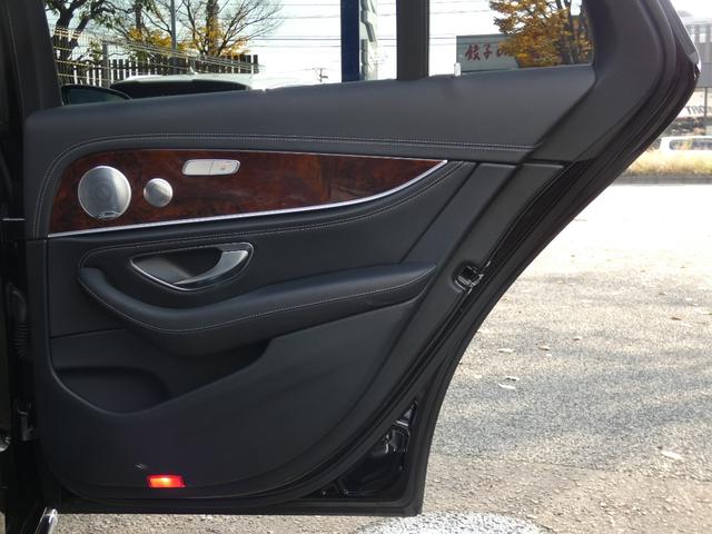 Ｅクラスステーションワゴン Ｅ４００　４マチックステーションワゴンエクスクルシブ　黒革　全席シートヒーター　純正ＨＤＤナビ　地デジ＆ＣａｒＰｌａｙ　Ｂｕｒｍｅｓｔｅｒサウンド　全周Ｃ＆ＰＴＳ　ＨＵＤ＆レーダーセーフティＰＫＧ　エアバランスＰＫＧ　電動Ｒゲート　エアサス　純正１８ＡＷ　禁煙（47枚目）