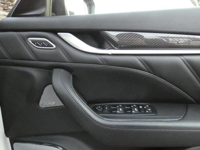 レヴァンテ グランスポーツ 後期型 右H正規D車 パノラマSR 茶革(ナチュラルレザー) シートヒーター&ベンチレーター カーボンインテ Bowers&Wilkins 全周カメラ Dアシスタンス ソフトクローズD エアサス&Sフックサス 黒キャリパー 純正21AW(43枚目)