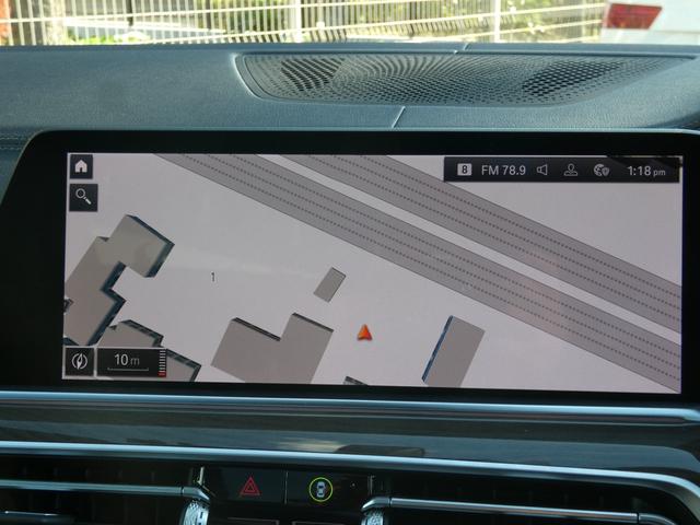 Ｘ５ ｘＤｒｉｖｅ　３５ｄ　Ｍスポーツ　ＤダイナミクスＰＫＧ　プラスＰＫＧ　パノラマＳＲ　黒革　全席シートヒーター　純正ＯＰウッドインテリア　３Ｄビュー＆ＨＵＤ　Ｐアシスト＆Ｄアシストプロ　ＬＥＤヘッドライト　エアサス＆アクティブステア　純正２１ＡＷ　１オーナー（11枚目）