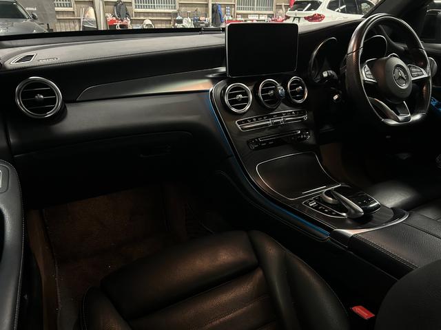 ＧＬＣ ＧＬＣ２５０　４マチックスポーツ（本革仕様）　パノラミックＳＲ　黒革　全席シートヒーター　純正ＨＤＤナビ地デジ　Ｂｕｒｍｅｓｔｅｒサウンド　全周カメラ＆ＰＴＳ　ＨＵＤ＆レーダーセーフティＰＫＧ　エアサス　純正１９インチＡＷ（3枚目）