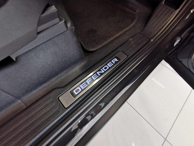 ディフェンダー ９０Ｘ－ダイナミックＳＥ　Ｄ３００　認定中古車　１オーナー　黒シート　ＭＥＲＩＤＩＡＮ　電子制御エアサスペンション　メモリーシート　アダプティブクルーズコントロール　純正２０インチＡＷ（35枚目）