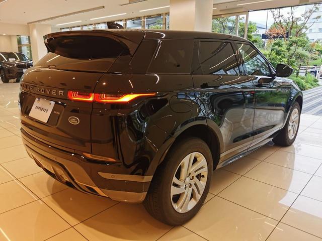 レンジローバーイヴォーク Ｒ－ダイナミック　Ｓ　認定中古車　白黒革シート　フロントシートヒーター　クリアサイトインテリアリアビューミラー　ＡＣＣ　プレミアムＬＥＤヘッドライト　パワーテールゲート　純正１８インチＡＷ（22枚目）