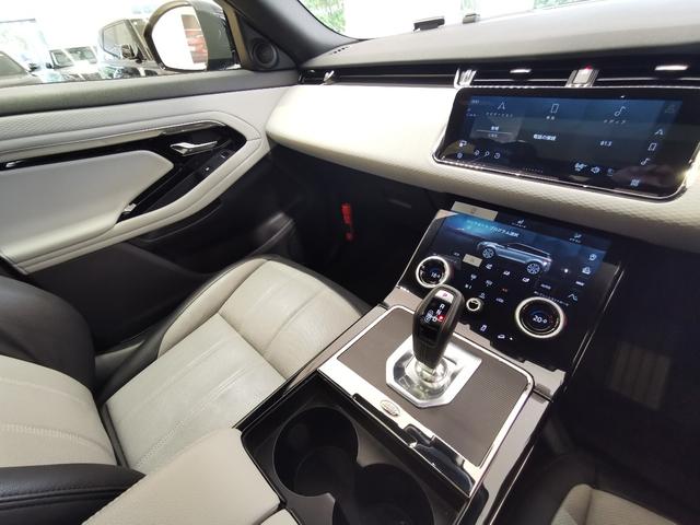 レンジローバーイヴォーク R-ダイナミック S D200 1オーナー 白黒革シート サンルーフ フロントシートヒーター ACC ブラックエクステリアパック 20インチアルミホイール ワイヤレスデバイスチャージング パワーテールゲート ステアリングヒーター(40枚目)