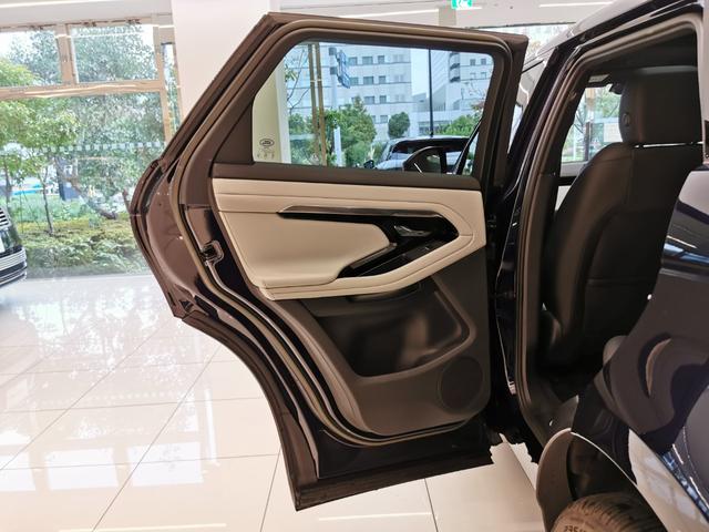 レンジローバーイヴォーク R-ダイナミック S D200 1オーナー 白黒革シート サンルーフ フロントシートヒーター ACC ブラックエクステリアパック 20インチアルミホイール ワイヤレスデバイスチャージング パワーテールゲート ステアリングヒーター(46枚目)