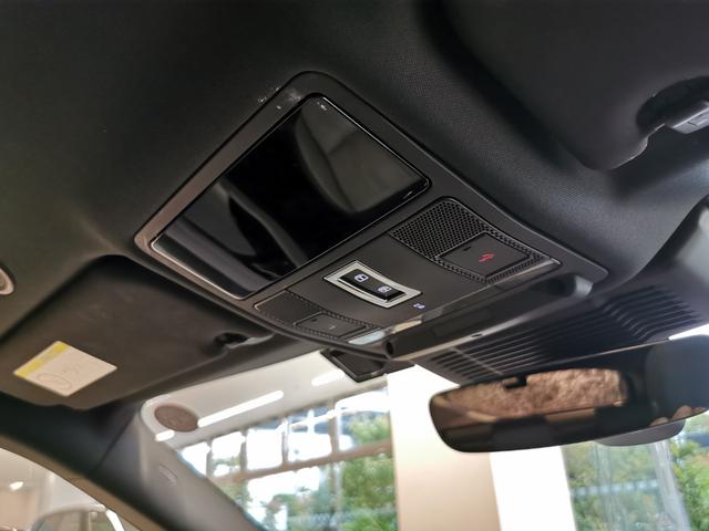 レンジローバーイヴォーク R-ダイナミック S D200 1オーナー 白黒革シート サンルーフ フロントシートヒーター ACC ブラックエクステリアパック 20インチアルミホイール ワイヤレスデバイスチャージング パワーテールゲート ステアリングヒーター(49枚目)