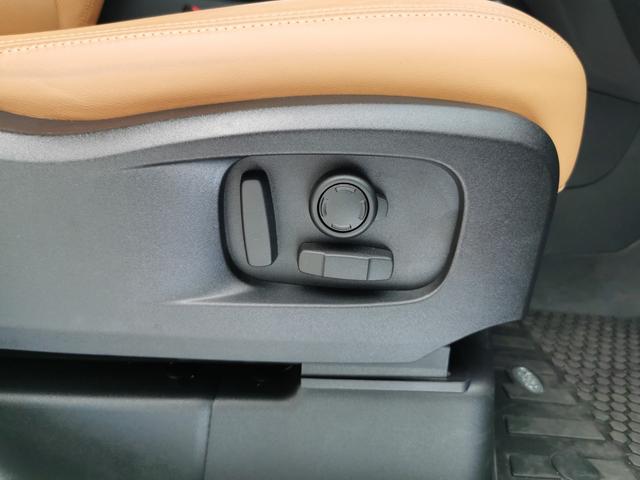 ディフェンダー １１０Ｖ８カルパチアンエディション　Ｐ５２５　１オーナー　茶革シート　サンルーフ　フロントシートヒーター＆クーラー　リアシートヒーター　ＭＥＲＩＤＩＡＮサラウンド　ヘッドアップディスプレイ　２２インチアルミホイール　ワイヤレスデバイスチャージング（42枚目）