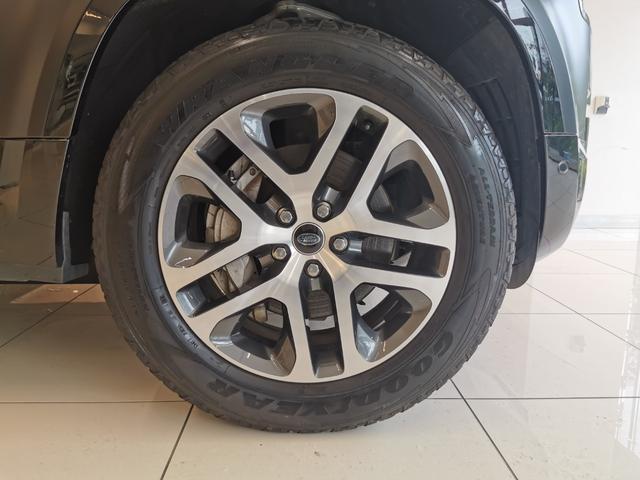 ディフェンダー 110X-ダイナミックSE D300 1オーナー 黒革シート フロントシートヒーター MERIDIANサウンド ブラックエクステリアパック 20インチアルミホイール ヘッドアップディスプレイ インタラクティブドライバーディスプレイ ACC(8枚目)