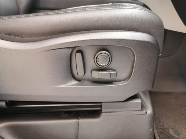 ディフェンダー 110X-ダイナミックSE D300 1オーナー 黒革シート フロントシートヒーター MERIDIANサウンド ブラックエクステリアパック 20インチアルミホイール ヘッドアップディスプレイ インタラクティブドライバーディスプレイ ACC(34枚目)