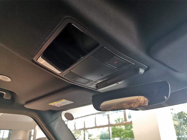 ディフェンダー 110X-ダイナミックSE D300 1オーナー 黒革シート フロントシートヒーター MERIDIANサウンド ブラックエクステリアパック 20インチアルミホイール ヘッドアップディスプレイ インタラクティブドライバーディスプレイ ACC(45枚目)