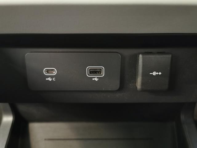 ディフェンダー 110X-ダイナミックSE D300 1オーナー 黒革シート フロントシートヒーター MERIDIANサウンド ブラックエクステリアパック 20インチアルミホイール ヘッドアップディスプレイ インタラクティブドライバーディスプレイ ACC(46枚目)