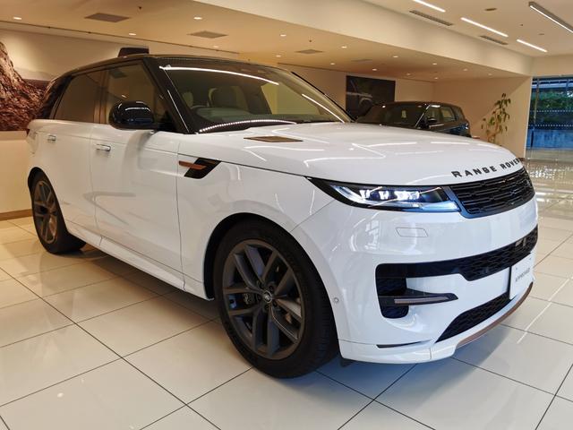 ジャガー・ランドローバー・ジャパンによる指定を受けた専任メカニックによる１６５項目に及ぶ点検整備実施の上、２４ヶ月・走行距離無制限の認定中古車保証をお付けして御納車いたします。