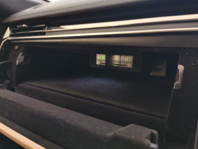 世界中のセレブに愛され続ける英国の高級車ブランドであるジャガー・ランドローバーは国内でも年々人気が高まり当社でも右肩上がりの販売となっています。オーナーへの一歩を踏み出すお手伝いをさせていただきます。