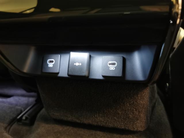 世界中のセレブに愛され続ける英国の高級車ブランドであるジャガー・ランドローバーは国内でも年々人気が高まり当社でも右肩上がりの販売となっています。オーナーへの一歩を踏み出すお手伝いをさせていただきます。