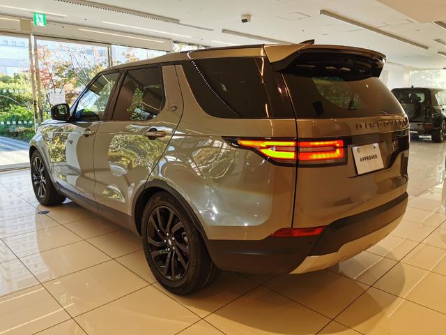 ディスカバリー ＨＳＥ　禁煙車　１オナ　黒革　シートＨ　ＭＥＲＩＤＩＡＮ　２０ＡＷ　インタラクティブドライバーディスプレイ　ＡＣＣ　ＬＥＤヘッドライト　電動調整ステアリングコラム　サラウンドカメラ　フロントフォグランプ（22枚目）