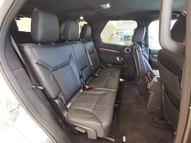 ディスカバリー ＨＳＥ　禁煙車　１オナ　黒革　シートＨ　ＭＥＲＩＤＩＡＮ　２０ＡＷ　インタラクティブドライバーディスプレイ　ＡＣＣ　ＬＥＤヘッドライト　電動調整ステアリングコラム　サラウンドカメラ　フロントフォグランプ（29枚目）