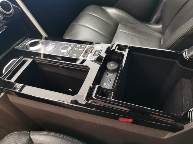 ディスカバリー ＨＳＥ　禁煙車　１オナ　黒革　シートＨ　ＭＥＲＩＤＩＡＮ　２０ＡＷ　インタラクティブドライバーディスプレイ　ＡＣＣ　ＬＥＤヘッドライト　電動調整ステアリングコラム　サラウンドカメラ　フロントフォグランプ（49枚目）