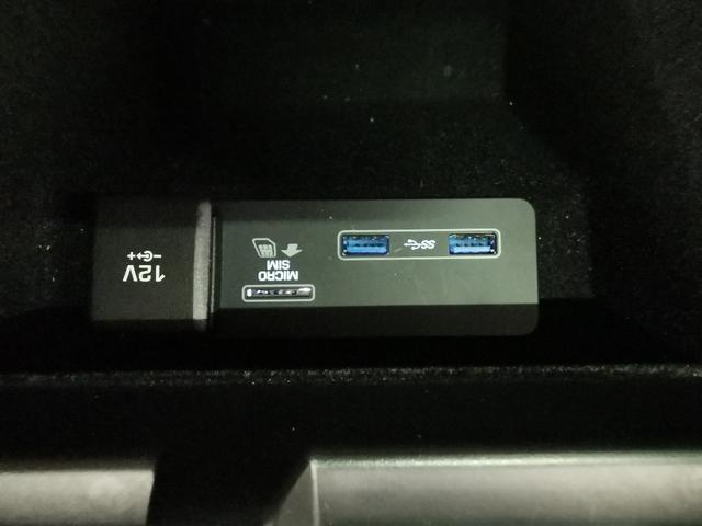 レンジローバーイヴォーク R-ダイナミック S 禁煙車 黒革 SR シートH 20AW 液晶メーター クリアサイトインテリアリアビューミラー パワーテールゲート ACC プレミアムLEDヘッドライト パドルシフト ブラインドスポットモニター(40枚目)