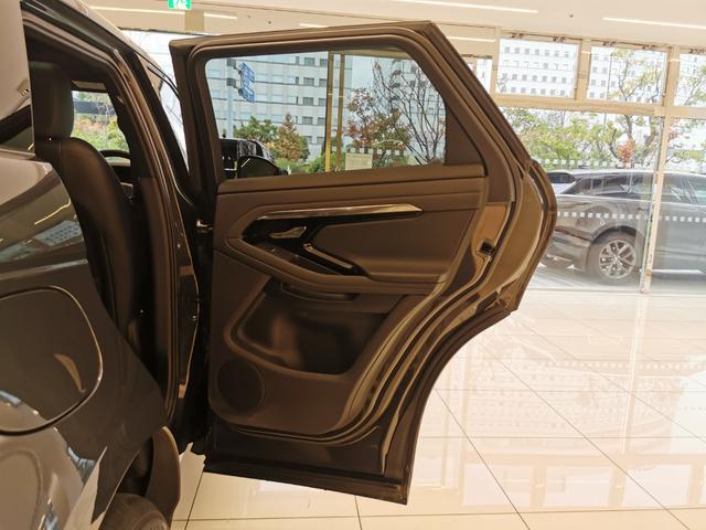 レンジローバーイヴォーク R-ダイナミック S 禁煙車 黒革 SR シートH 20AW 液晶メーター クリアサイトインテリアリアビューミラー パワーテールゲート ACC プレミアムLEDヘッドライト パドルシフト ブラインドスポットモニター(45枚目)