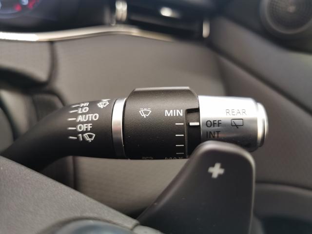 レンジローバーイヴォーク R-ダイナミック S 禁煙車 黒革 SR シートH 20AW 液晶メーター クリアサイトインテリアリアビューミラー パワーテールゲート ACC プレミアムLEDヘッドライト パドルシフト ブラインドスポットモニター(50枚目)