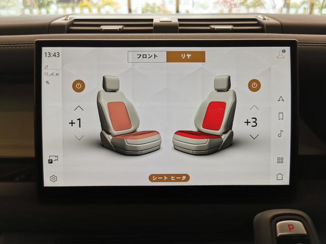 ディフェンダー 130X-ダイナミックSE D350 禁煙車 1オナ SR Aサス シートHC MERIDIAN リアシートH 20インチAW インタラクティブドライバーディスプレイ ワイヤレスデバイスチャージング クリアサイトインテリアリアビューミラー(11枚目)