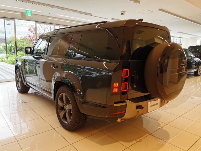 ディフェンダー 130X-ダイナミックSE D350 禁煙車 1オナ SR Aサス シートHC MERIDIAN リアシートH 20インチAW インタラクティブドライバーディスプレイ ワイヤレスデバイスチャージング クリアサイトインテリアリアビューミラー(23枚目)