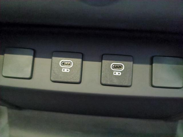 ディフェンダー 130X-ダイナミックSE D350 禁煙車 1オナ SR Aサス シートHC MERIDIAN リアシートH 20インチAW インタラクティブドライバーディスプレイ ワイヤレスデバイスチャージング クリアサイトインテリアリアビューミラー(39枚目)