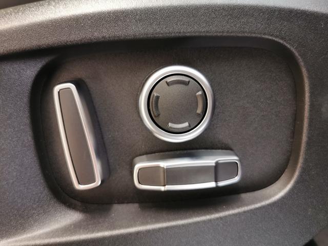 ディフェンダー 130X-ダイナミックSE D350 禁煙車 1オナ SR Aサス シートHC MERIDIAN リアシートH 20インチAW インタラクティブドライバーディスプレイ ワイヤレスデバイスチャージング クリアサイトインテリアリアビューミラー(40枚目)