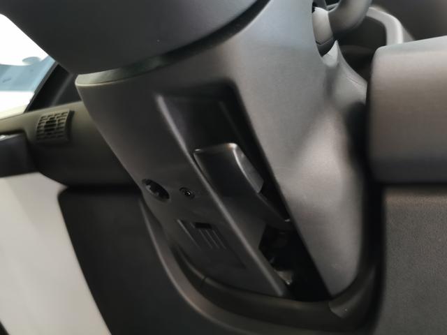 ディフェンダー 130X-ダイナミックSE D350 禁煙車 1オナ SR Aサス シートHC MERIDIAN リアシートH 20インチAW インタラクティブドライバーディスプレイ ワイヤレスデバイスチャージング クリアサイトインテリアリアビューミラー(42枚目)