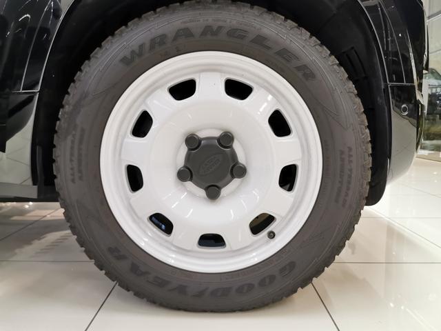 ディフェンダー カウンティエクステリアパックキュレテッドフォジャパン 禁煙車 1オナ 黒革 シートH エアサス 20インチ”スタイル9013” コールドクライメートパック タスマンブルーコントラストルーフ オールテレインタイヤ エアサスペンションパック(8枚目)