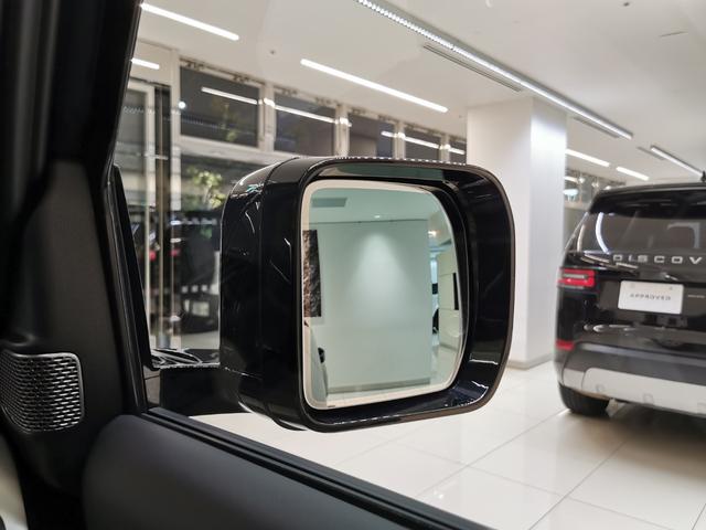 ディフェンダー カウンティエクステリアパックキュレテッドフォジャパン 禁煙車 1オナ 黒革 シートH エアサス 20インチ”スタイル9013” コールドクライメートパック タスマンブルーコントラストルーフ オールテレインタイヤ エアサスペンションパック(10枚目)