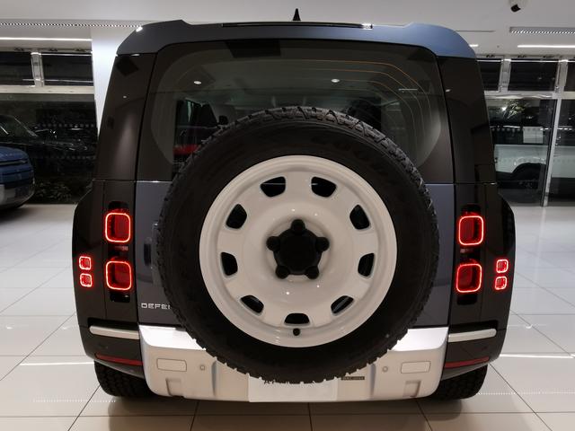 ディフェンダー カウンティエクステリアパックキュレテッドフォジャパン 禁煙車 1オナ 黒革 シートH エアサス 20インチ”スタイル9013” コールドクライメートパック タスマンブルーコントラストルーフ オールテレインタイヤ エアサスペンションパック(19枚目)