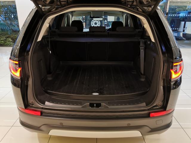 ディスカバリースポーツ ベースグレード 180PS 禁煙車 1オナ 7人乗り シートH 液晶ミラー インタラクティブドライバーディスプレイ ACC プレミアムLEDヘッドライト パワーテールゲート フロントフォグランプ ステアリングヒーター(20枚目)