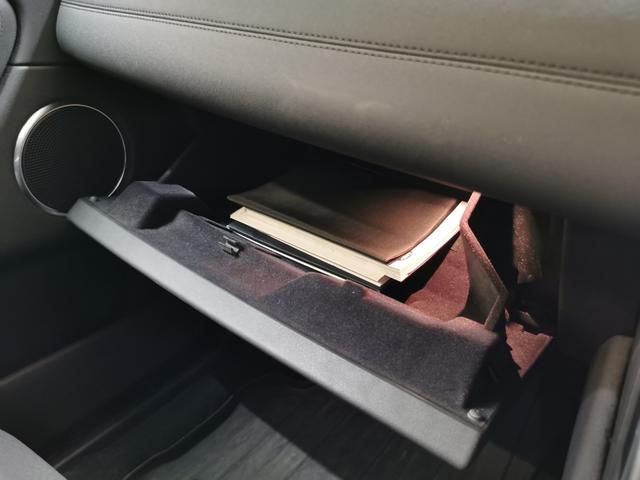 ディスカバリースポーツ ベースグレード 180PS 禁煙車 1オナ 7人乗り シートH 液晶ミラー インタラクティブドライバーディスプレイ ACC プレミアムLEDヘッドライト パワーテールゲート フロントフォグランプ ステアリングヒーター(44枚目)