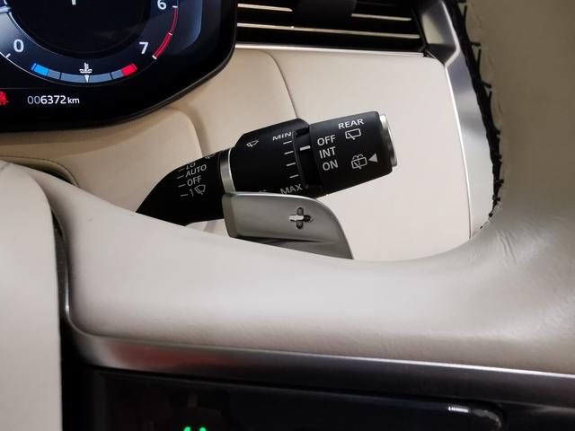 レンジローバー HSE P530 ロングホイールベース 禁煙車 1オナ 黒革 SR 電ステ MERIDIAN HUD 全席シートH&C プレミアムアップグレードインテリアパック 11.4インチリアシートエンターテインメント 4ゾーンクライメートコントロール(15枚目)