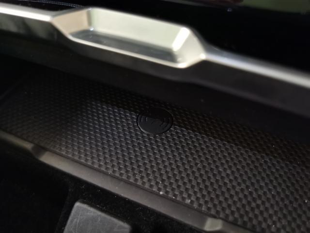 レンジローバー HSE P530 ロングホイールベース 禁煙車 1オナ 黒革 SR 電ステ MERIDIAN HUD 全席シートH&C プレミアムアップグレードインテリアパック 11.4インチリアシートエンターテインメント 4ゾーンクライメートコントロール(16枚目)