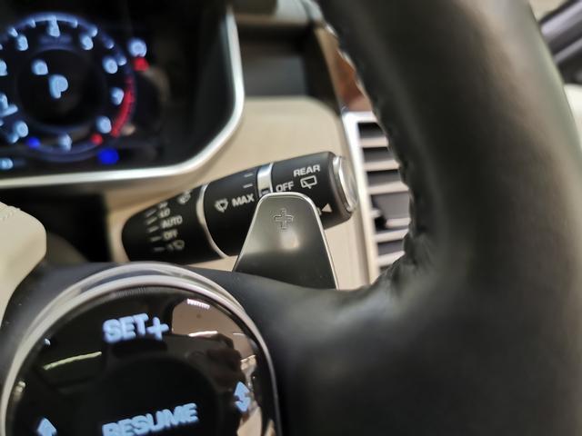 レンジローバー オートバイオグラフィー 525PS 禁煙車 1オナ 白革 SR シートH&C MERIDIAN 22インチAW インタラクティブドライバーディスプレイ ステアリングH 電動調整ステアリングコラム リアエンターテイメント シートマッサージ(14枚目)