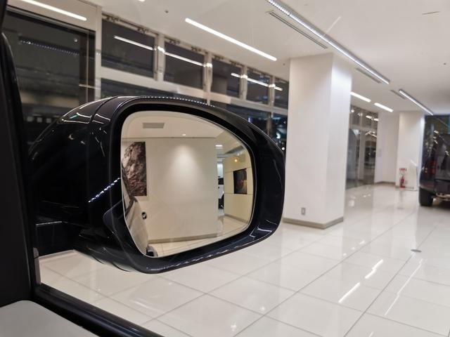 レンジローバー オートバイオグラフィー 525PS 禁煙車 1オナ 白革 SR シートH&C MERIDIAN 22インチAW インタラクティブドライバーディスプレイ ステアリングH 電動調整ステアリングコラム リアエンターテイメント シートマッサージ(15枚目)