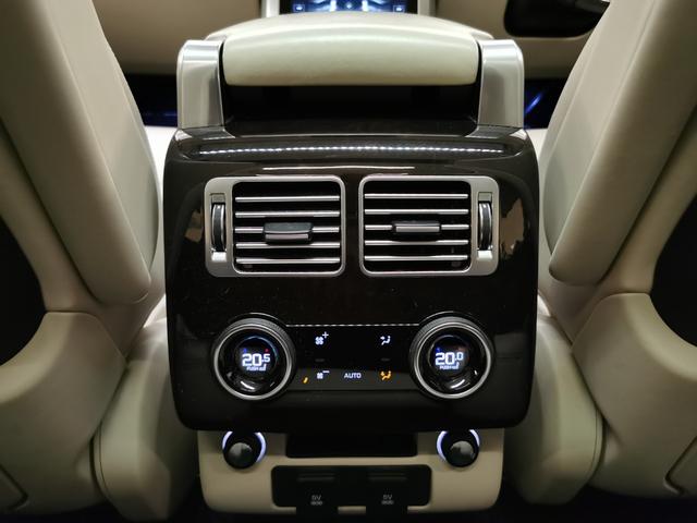 レンジローバー オートバイオグラフィー 525PS 禁煙車 1オナ 白革 SR シートH&C MERIDIAN 22インチAW インタラクティブドライバーディスプレイ ステアリングH 電動調整ステアリングコラム リアエンターテイメント シートマッサージ(43枚目)