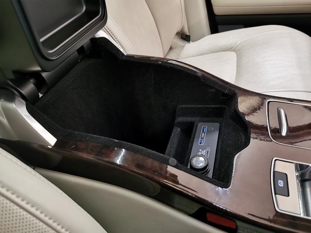 レンジローバー オートバイオグラフィー 525PS 禁煙車 1オナ 白革 SR シートH&C MERIDIAN 22インチAW インタラクティブドライバーディスプレイ ステアリングH 電動調整ステアリングコラム リアエンターテイメント シートマッサージ(54枚目)