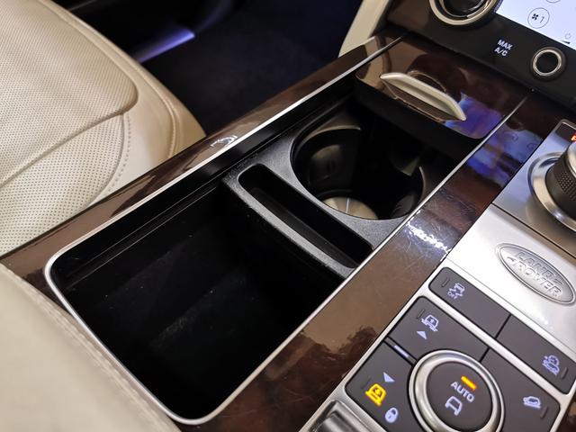 レンジローバー オートバイオグラフィー 525PS 禁煙車 1オナ 白革 SR シートH&C MERIDIAN 22インチAW インタラクティブドライバーディスプレイ ステアリングH 電動調整ステアリングコラム リアエンターテイメント シートマッサージ(55枚目)