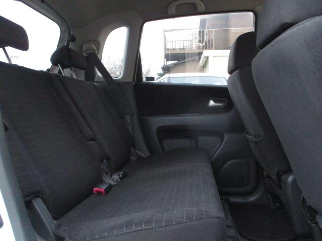 ＭＲワゴン スポーツ　車検整備付　修復歴無　ターボ車　メモリーナビ　Ｔチェーン　キーレス　ＨＩＤヘッドライト　フォグ　１５インチＡＷ　電格ミラー　電調ミラー　Ｗエアバッグ　リアスポイラー　ＣＤ　ＡＭ　ＦＭ　ドアバイザー（7枚目）