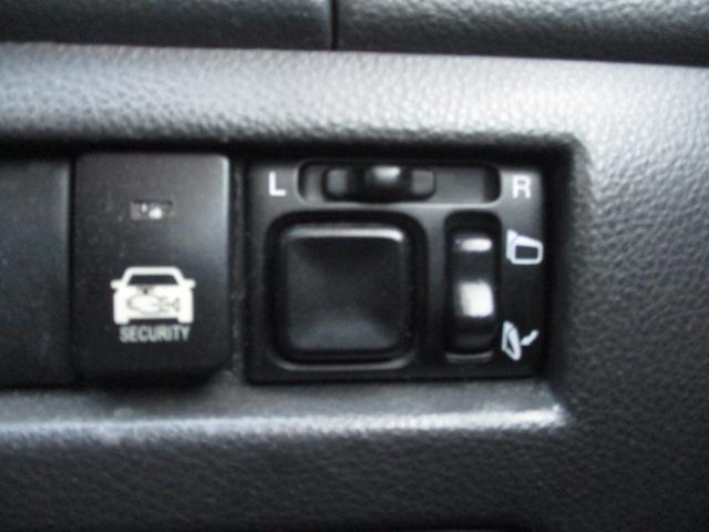 ＭＲワゴン スポーツ　車検整備付　修復歴無　ターボ車　メモリーナビ　Ｔチェーン　キーレス　ＨＩＤヘッドライト　フォグ　１５インチＡＷ　電格ミラー　電調ミラー　Ｗエアバッグ　リアスポイラー　ＣＤ　ＡＭ　ＦＭ　ドアバイザー（16枚目）