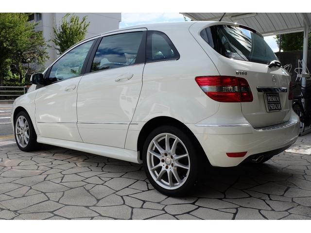 Bクラス B180スポーツパッケージ スポーツパッケージ専用ステアリングシフトスイッチ パワステ パワーウインドウ 運転席エアバッグ クルーズコントロール エアコン ABS イモビライザー Wエアバッグ(8枚目)