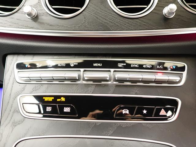 Ｅクラス Ｅ２００　スポーツ　ＡＭＧラインインテリアパッケージ　エクスクルーシブパッケージ　Ｂｌｕｅｔｏｏｔｈ接続　ＥＴＣ　ＬＥＤヘッドライト　ＴＶ　アイドリングストップ　クルーズコントロール　コネクテッド機能　サイドカメラ（26枚目）