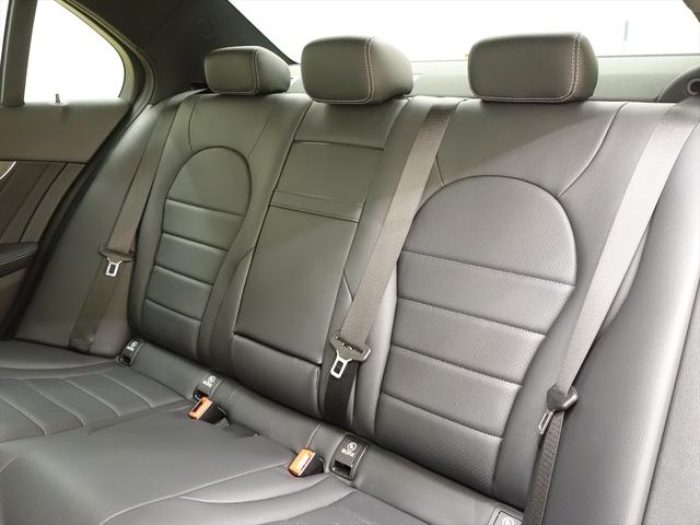 Ｃクラス Ｃ２２０　ｄ　アバンギャルド　ＡＭＧライン　Ｂｌｕｅｔｏｏｔｈ接続　ＥＴＣ　ＬＥＤヘッドライト　ＴＶ　アイドリングストップ　クルーズコントロール　コネクテッド機能　シートヒーター　トランクスルー　ナビ　バックモニター　パワーシート　フロアマット（11枚目）