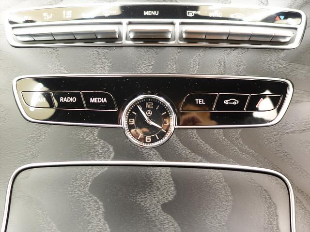 Ｃクラス Ｃ２２０　ｄ　アバンギャルド　ＡＭＧライン　Ｂｌｕｅｔｏｏｔｈ接続　ＥＴＣ　ＬＥＤヘッドライト　ＴＶ　アイドリングストップ　クルーズコントロール　コネクテッド機能　シートヒーター　トランクスルー　ナビ　バックモニター　パワーシート　フロアマット（25枚目）