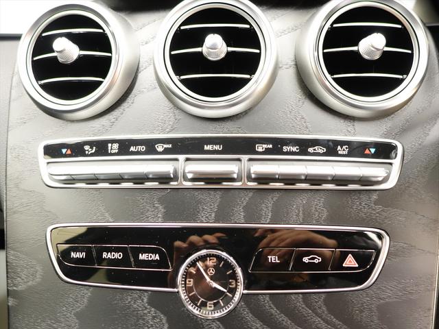 Ｃクラス Ｃ２２０　ｄ　アバンギャルド　ＡＭＧライン　Ｂｌｕｅｔｏｏｔｈ接続　ＥＴＣ　ＬＥＤヘッドライト　ＴＶ　アイドリングストップ　クルーズコントロール　コネクテッド機能　シートヒーター　トランクスルー　ナビ　バックモニター　パワーシート　フロアマット（26枚目）